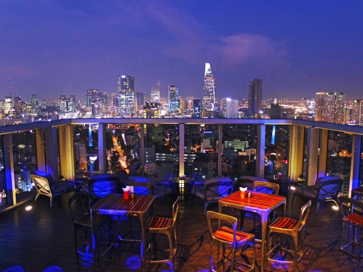 Отель Pullman Saigon Centre Хошимин Экстерьер фото