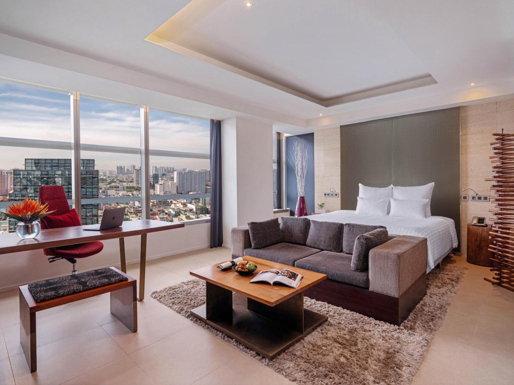 Отель Pullman Saigon Centre Хошимин Экстерьер фото